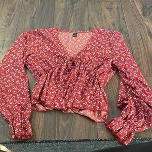 Crop top floral blouse